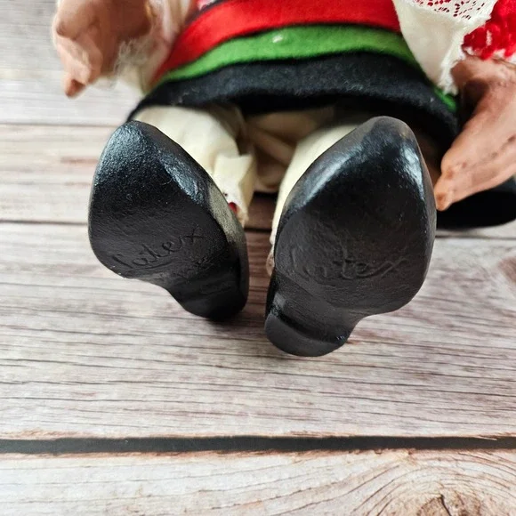 Arnie Hasel Norwegian Nisse National Dress Doll Latex vintage‎ - Picture 5 of 7